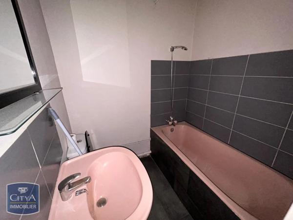 Appartement à louer 3 pièces 54.65m² Montélimar (26200)