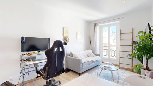 NICE - FLEURS : JOLI 2 PIÈCES AU CALME PROCHE MER