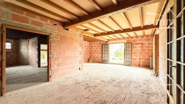 En exclusivité : Ensemble immobilier comprenant :