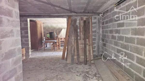 En exclusivité : Ensemble immobilier comprenant :