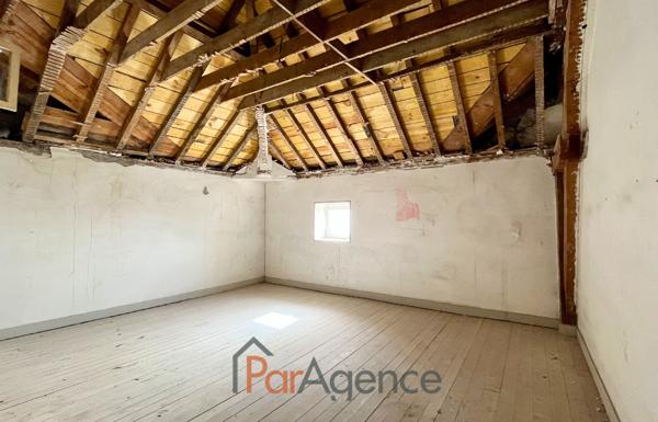 APPARTEMENT DUPLEX A AMENAGER 186 M2, centre-ville et plage