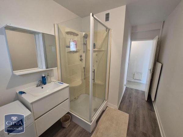 Appartement à louer 2 pièces 48.31m²