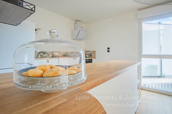 APPARTEMENT T4 LUMINEUX AVEC TERRASSE ET PARKING