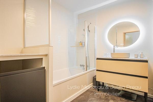 APPARTEMENT T4 LUMINEUX AVEC TERRASSE ET PARKING