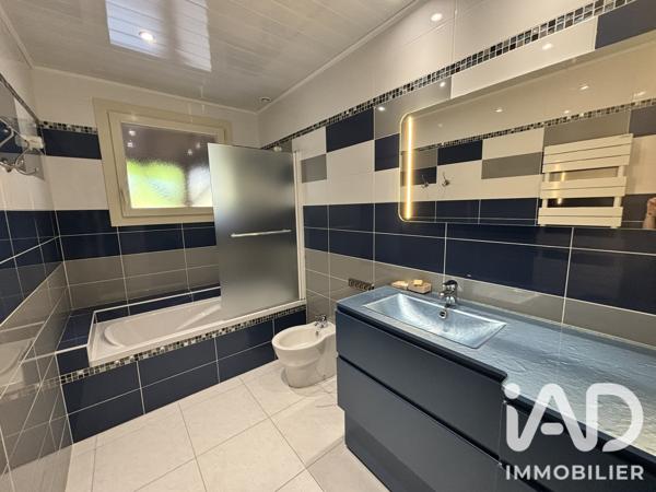 Maison à vendre 6 pièces 124 m² Saint-Jean-de-Boiseau