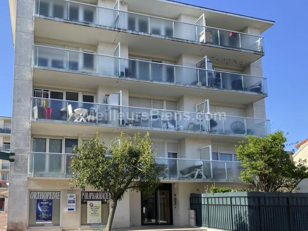 CRETEIL-F2-37 m2 avec Balcon et place de parking
