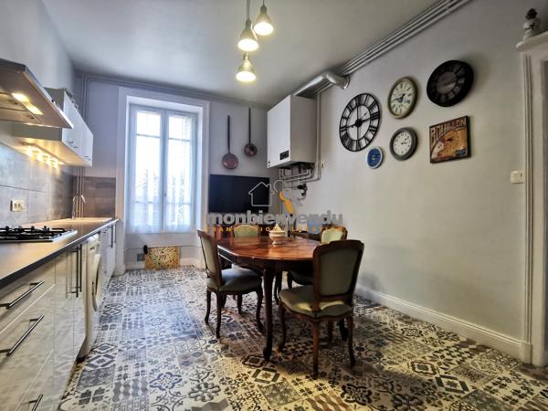 Grand appartement haussmannien, type T5