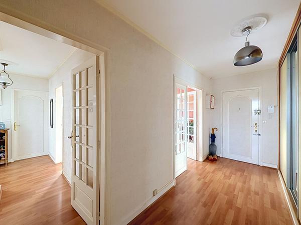 Appartement Meaux F3 de 67 m2- proche gare et centre ville - balcon