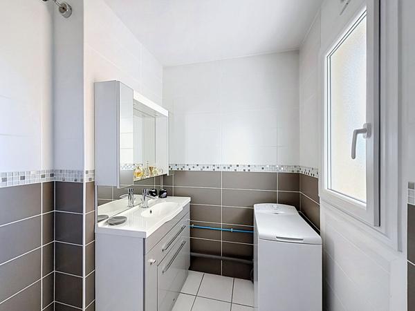 Appartement Meaux F3 de 67 m2- proche gare et centre ville - balcon