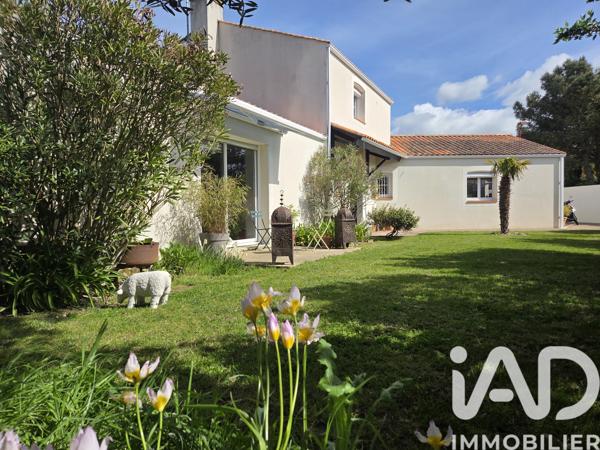 Maison à vendre 6 pièces 255 m² Le Fenouiller