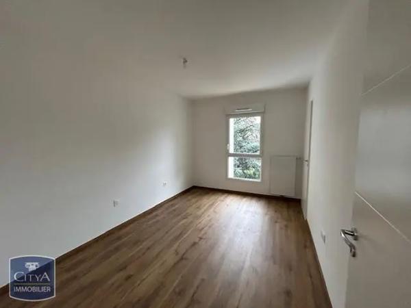 Appartement à louer 2 pièces 47.96m²