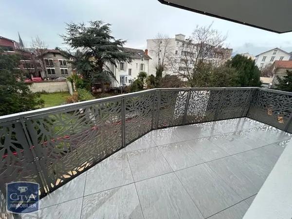 Appartement à louer 2 pièces 47.96m²