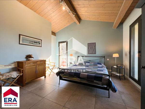 VILLA D'EXCEPTION VUE MONT VENTOUX CADRE UNIQUE