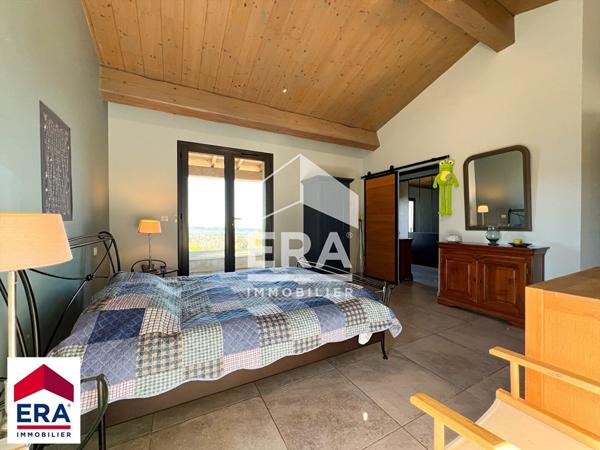 VILLA D'EXCEPTION VUE MONT VENTOUX CADRE UNIQUE