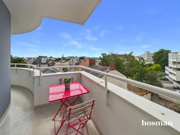 Ravissant appartement T3 de 74,91 m2 avec balcon de 9,2 m2 , place de parking et cave - Rezé