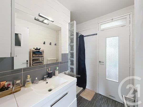 Appartement T3 à vendre  3 pièces - 66,79 m 2   RENNES  - 35
