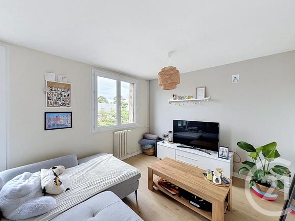 Appartement T3 à vendre  3 pièces - 66,79 m 2   RENNES  - 35