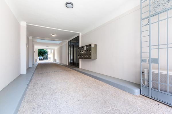 Appartement Courbevoie 2 pièce(s) 65 m2