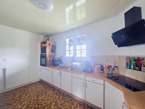 A VENDRE MAISON FAMILLIALE A VEZINS