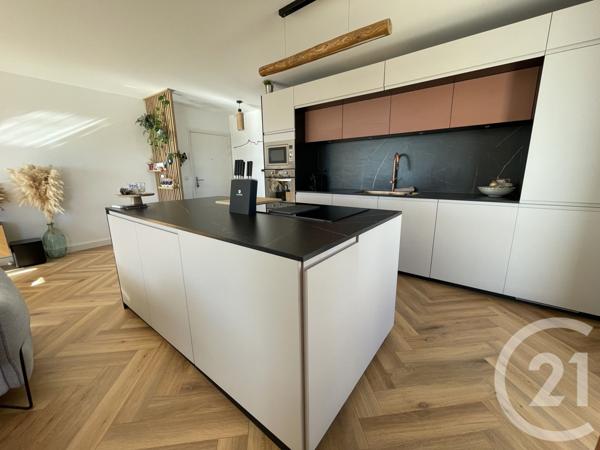 Appartement F4 à vendre  4 pièces - 74,90 m2 MARSEILLE - 13016