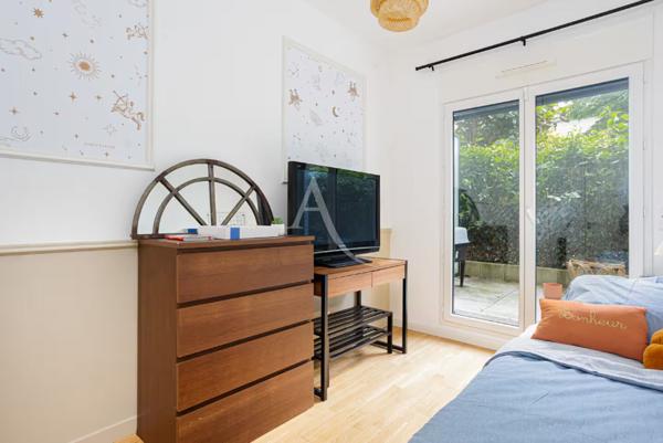 ÉLÉGANT 4PIECES DE 76M² AVEC 2 TERRASSES - CALME & RARE AUX PORTES DE PARIS