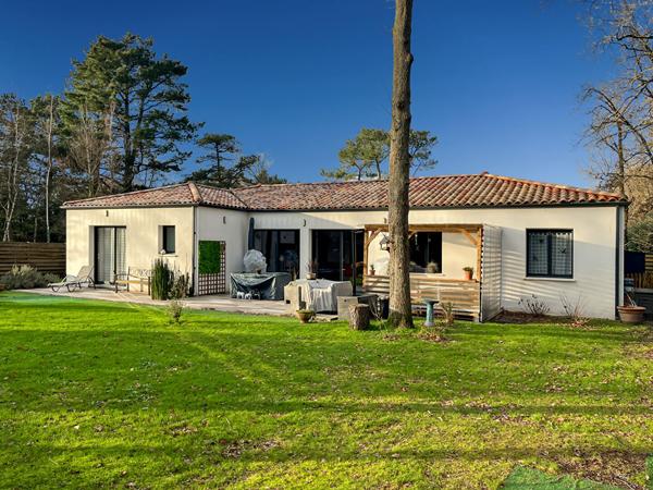 Maison 5 pièce(s) 155 m2