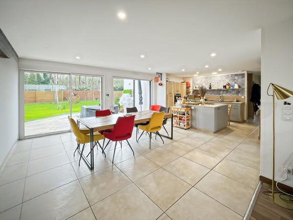 Maison 5 pièce(s) 155 m2