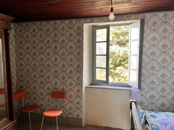 Ensemble d'immobilier à renover Escueillens et saint just