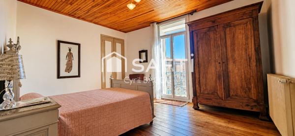 Maison familiale de caractère 5 pièces 160 m²  sur terrain piscinable