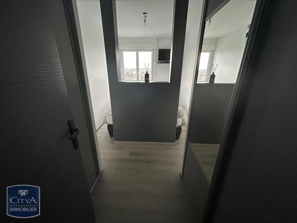 Appartement à louer 3 pièces 61.21m² Saint-Memmie (51470)