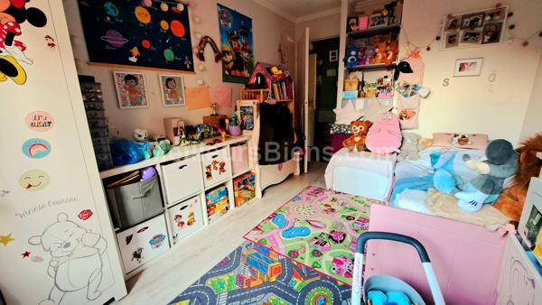 CERGY – APPARTEMENT REZ DE JARDIN T4