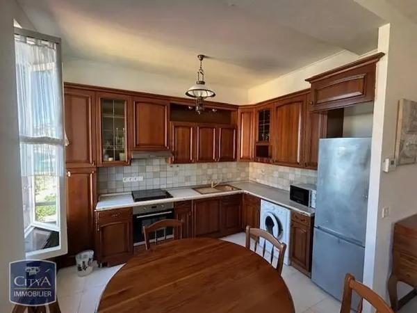 Appartement à louer 3 pièces 71.11m² Menton (06500)