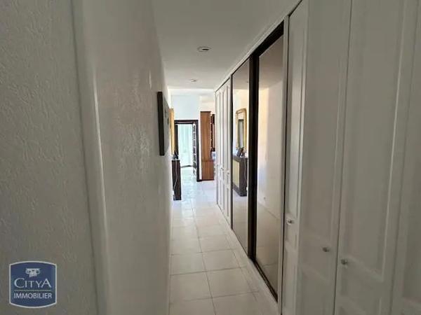 Appartement à louer 3 pièces 71.11m² Menton (06500)