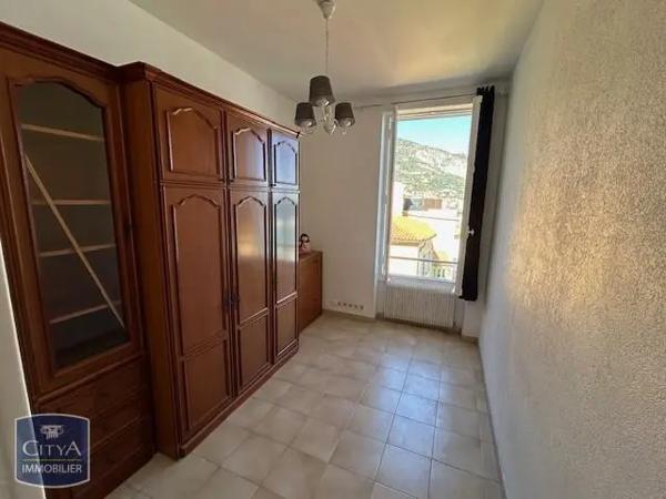 Appartement à louer 3 pièces 71.11m² Menton (06500)