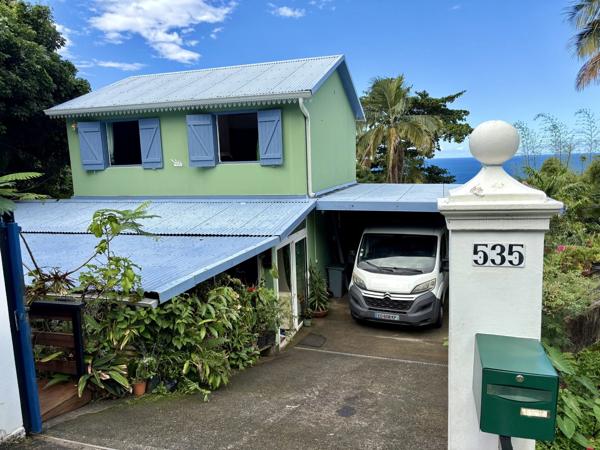 Maison familiale 160m² - 5 ch, 1 espace de travail, Belle vue Océan, Terrain 400 M2, Sainte Rose - Bois Blanc﻿﻿