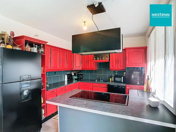 SAVIGNEUX (42600) - Maison familiale spacieuse (136m²) à deux pas du centre-ville ! Confort et luminosité garantis !