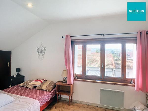 SAVIGNEUX (42600) - Maison familiale spacieuse (136m²) à deux pas du centre-ville ! Confort et luminosité garantis !