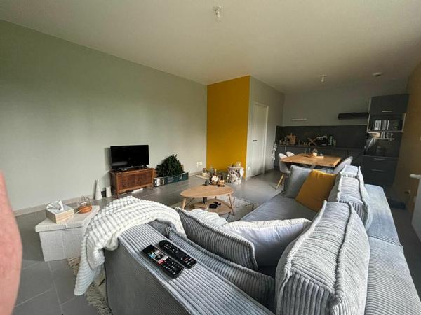 Appartement à louer    2 pièces •  Raismes