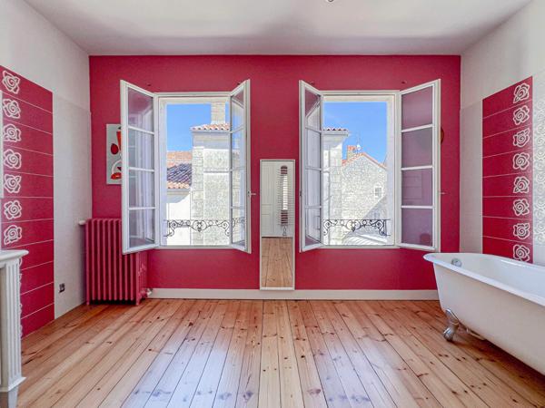Appartement 9 pièces 342 m2