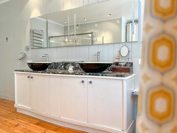 Appartement 9 pièces 342 m2
