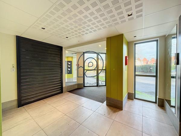 107 m2 de bureaux rénovés climatisés proche métro