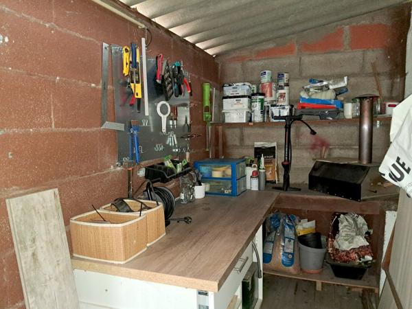 Marseille (13011) ** Trop tard proposition d'achat acceptée ** Plain Pied, Charmante maison T3 avec jardin au calme à La Pomme