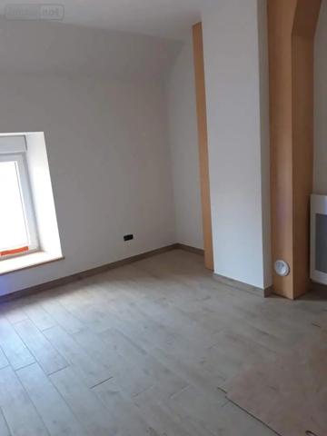 Location - Maison Le Gault-Soigny 51210 5 pièces 99 m 2 40 m 2