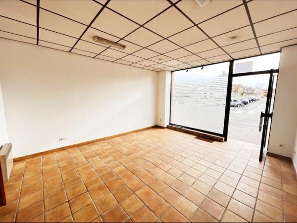 Local Professionnel Blagnac Centre 2 pièces 39m²