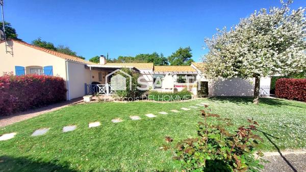 À 15 minutes de Saint-Gilles-Croix-de-Vie – Maison de campagne familiale de 175 m² avec beaux volumes et fort potentiel