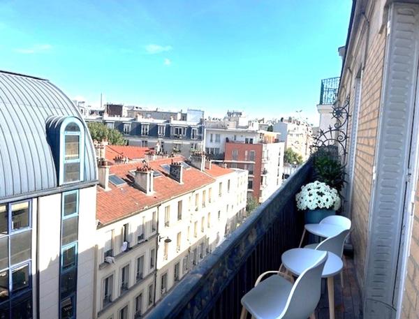 EXCLUSIVITE Appartement à vendre 3 pièces avec Balcon filant et Cave - Paris 17ᵉ Quartier des Épinettes