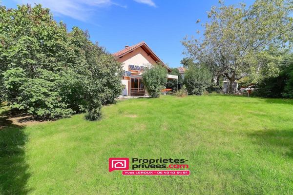 Maison individuelle  5 pièces ,104 m² sur terrain 1100 m² piscinable