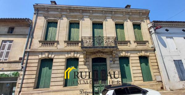 Ensemble immobilier 320 m² avec dépendances en centre-ville de Saint-Savin Détails des diagnostics énergétiques