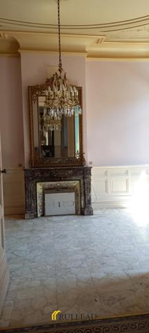 Ensemble immobilier 320 m² avec dépendances en centre-ville de Saint-Savin Détails des diagnostics énergétiques