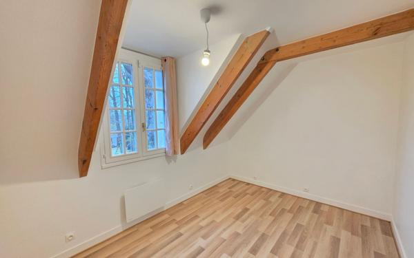 Maison à louer    4 pièces • 150 m2 Le Vésinet